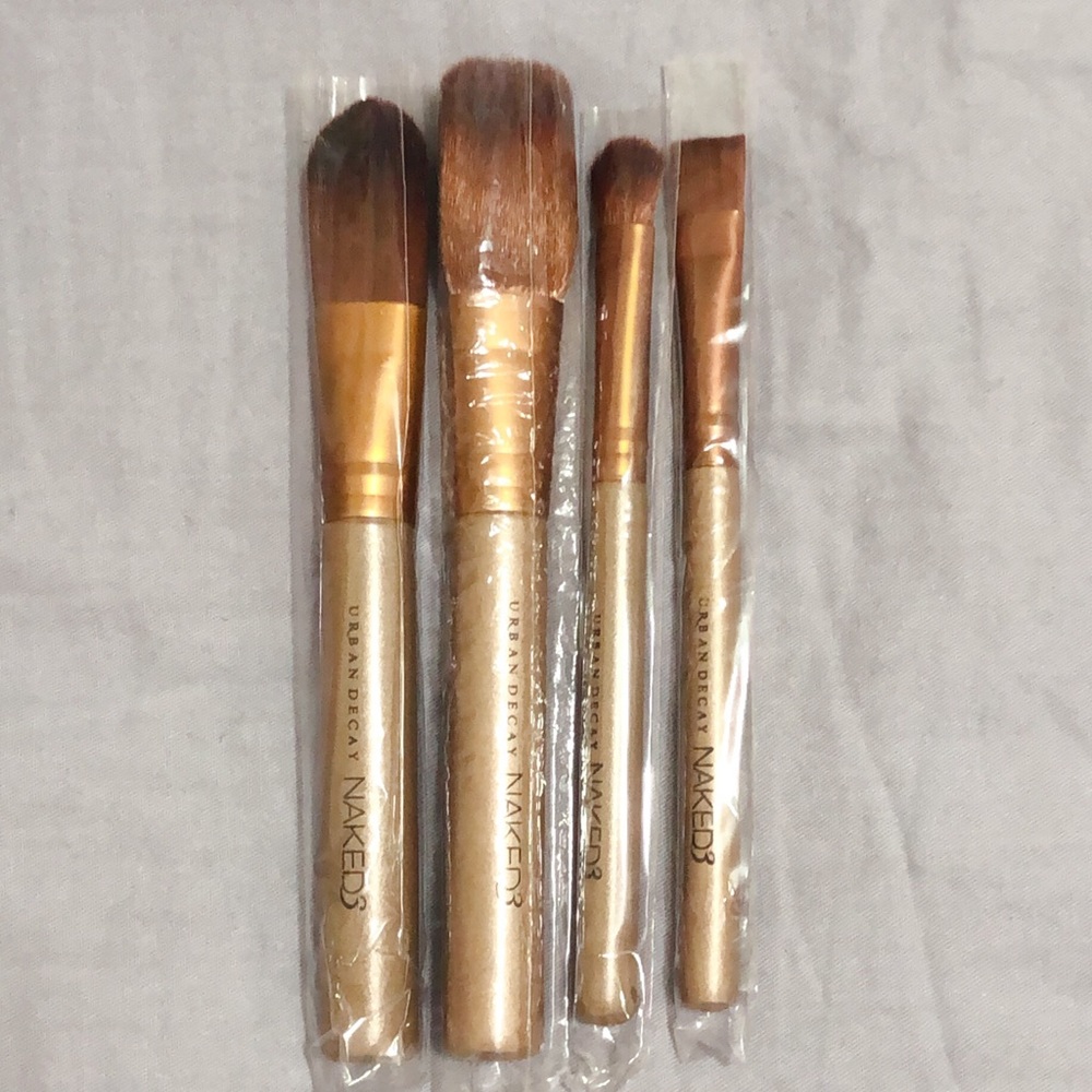 Urban decay make up brushes set